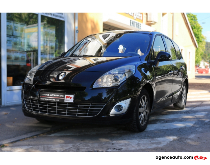 Acquisto Auto Usate, Auto Usate Economiche | Agenzia Automobiliare Renault Scenic GRAND SCENIC 1.9 DCI 130 INTENSE 7 PLACES Noir Anno 2009 Manuelle Diesel